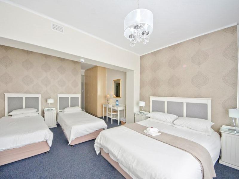 The Russel Hotel Knysna Kültér fotó